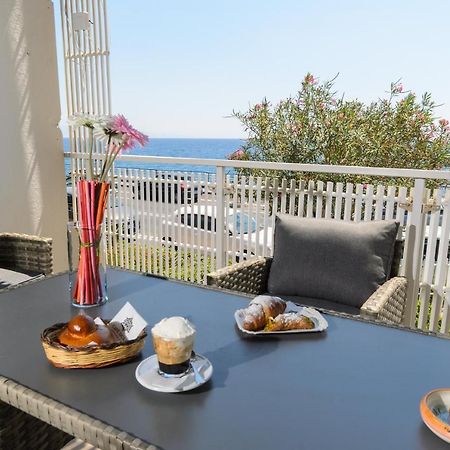 סנטה תרזה די ריבה Marina D'Agro Residence מראה חיצוני תמונה