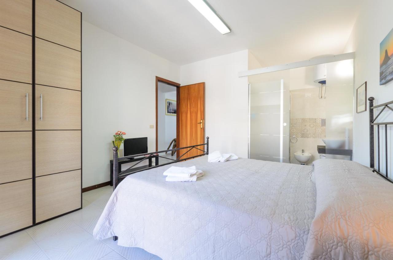 סנטה תרזה די ריבה Marina D'Agro Residence מראה חיצוני תמונה