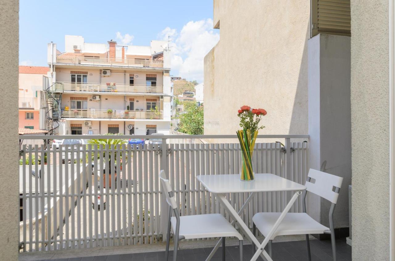 סנטה תרזה די ריבה Marina D'Agro Residence מראה חיצוני תמונה